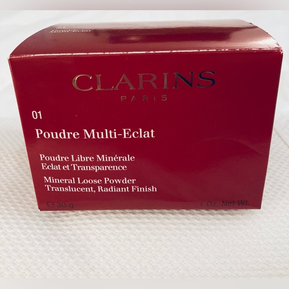 Mineral Loose Powder - 01 light - 1oz - CLARINS Paris. - Picture 3 of 5